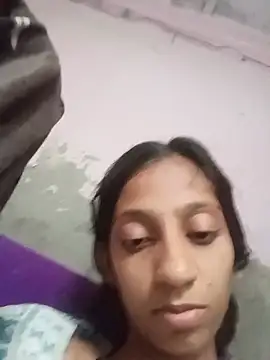 priyaji_1 live XXX chat