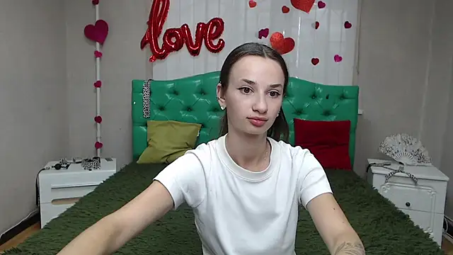 Онлайн чат XXX Je55icaBreeze