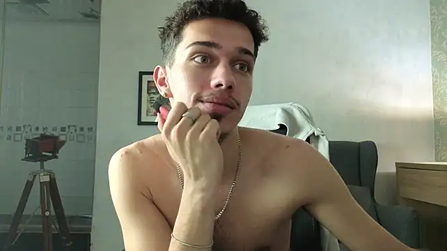 צ'אט XXX בשידור חי של KaydenDrew