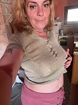 XXX chat uživo modela Sunbelxx