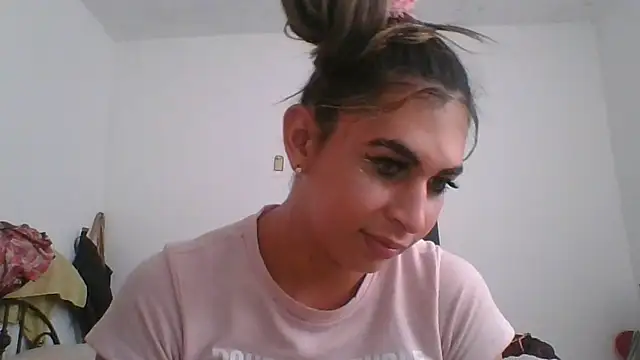 brenda_sofia69 élő XXX-chatje
