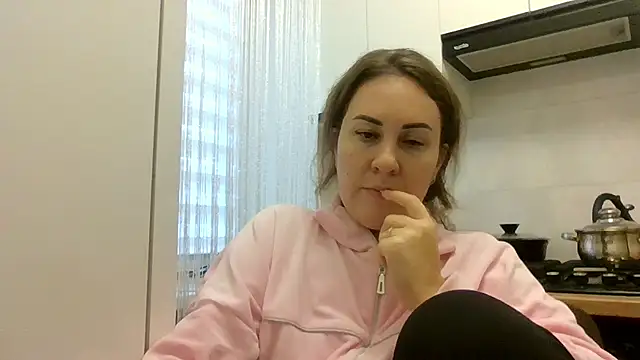 Chatroom XXX en direct de MeadowEyes