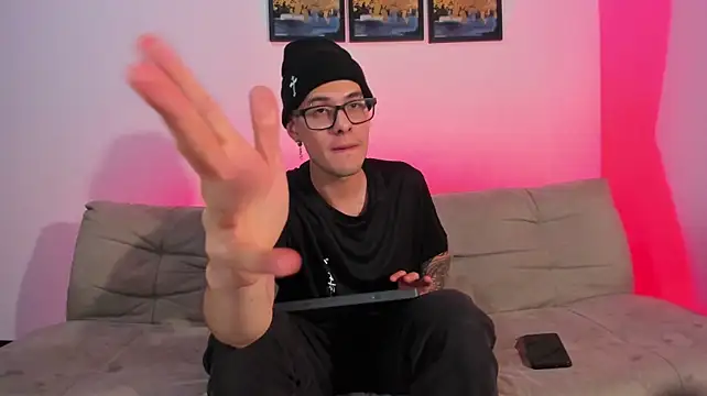 Vlad__night's Live XXX Chat