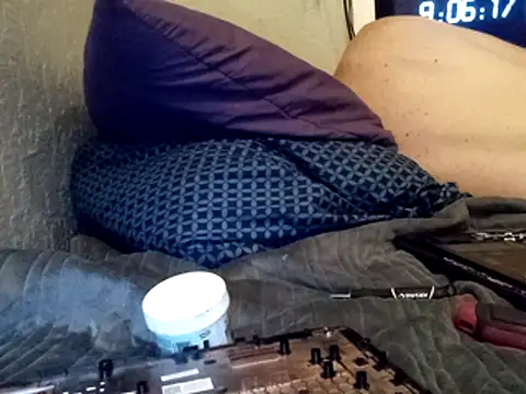 PornStro921 现场XXX聊天
