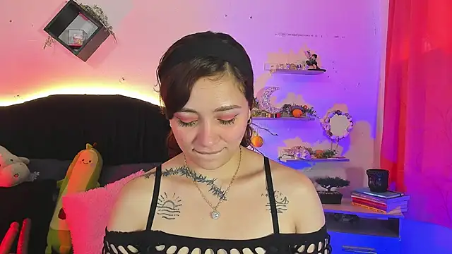alisson_zafiro_のライブXXXチャット
