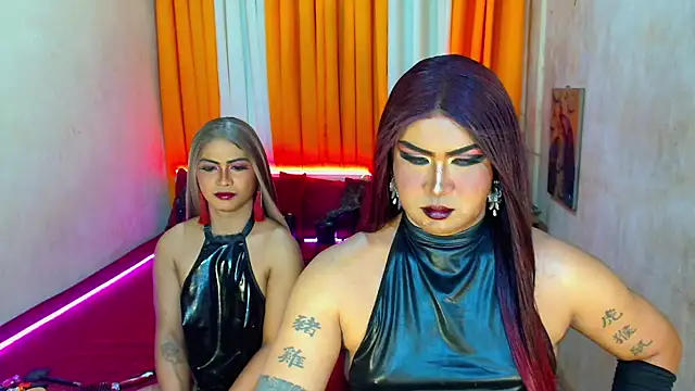 Playful_Top_Shemale Adlı Modelin Canlı XXX Sohbeti