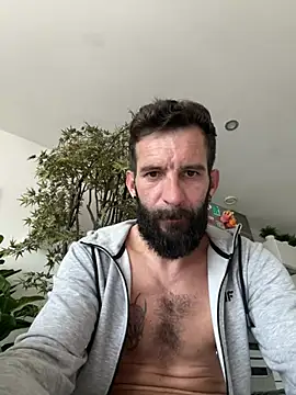 Michel_huge Live XXX-chat