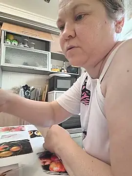 Madam-Asi Chat XXX in diretta