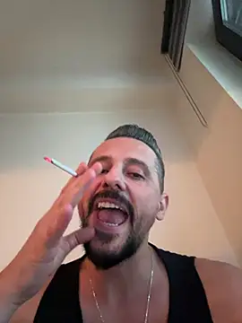 InsaneMattt's Live XXX Chat