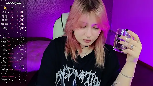 Eridabytrend's Live XXX Chat