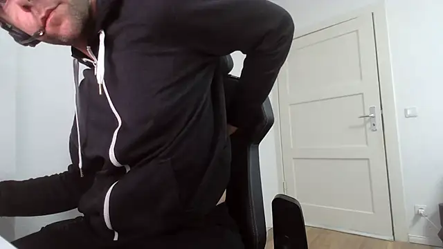 fit_ass_2021's Live XXX Chat