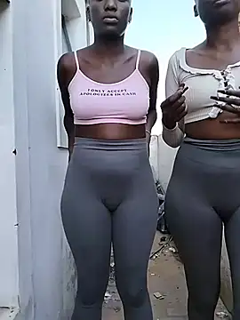 Melanin2002 – Naživo XXX chat