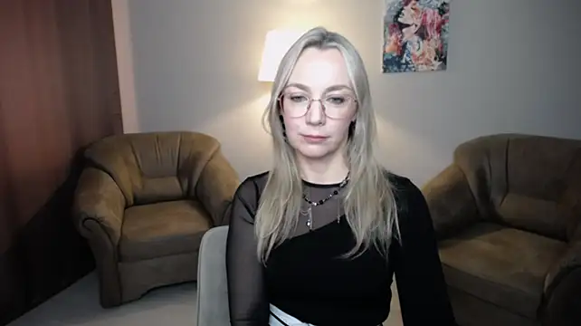 Ava_Elior live XXX chat