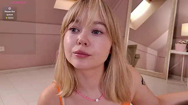 ElaraVance – Naživo XXX chat