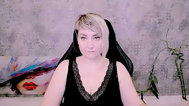 Djullia – Naživo XXX chat