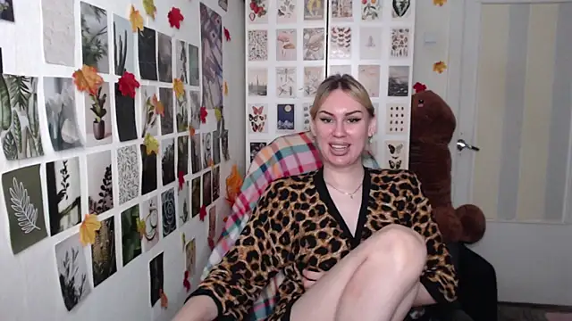 Živý XXX chat CapriScorpion