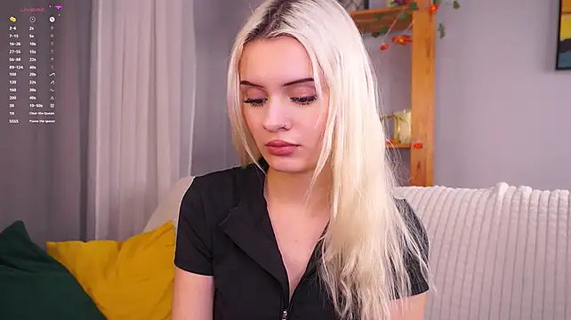 ReneaGilley লাইভ XXX চ্যাট