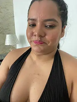 NaniGgold Live XXX-chat