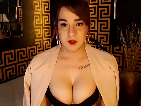 عرض كام HotMonique09