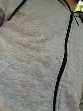 Michel_huge – Naživo XXX chat