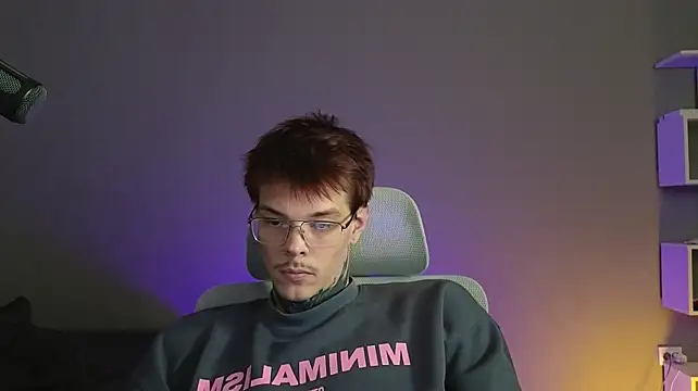 DENIS_HERE: απευθείας συνομιλία ΧΧΧ