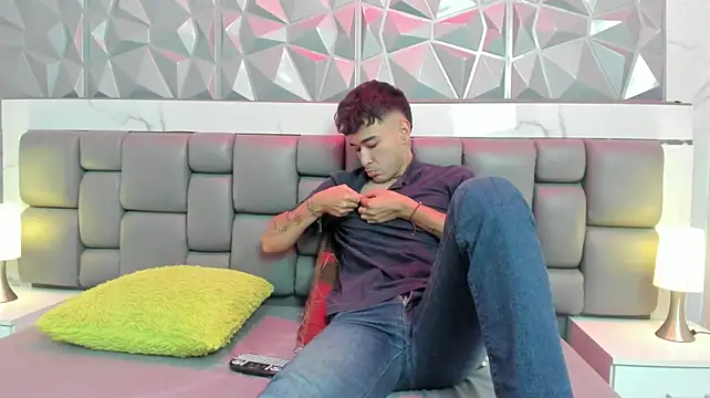 KathyAiden Webcam Show