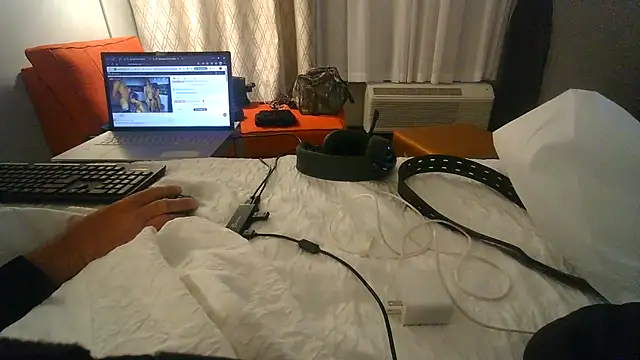 Chatroom XXX en direct de Randomperv69