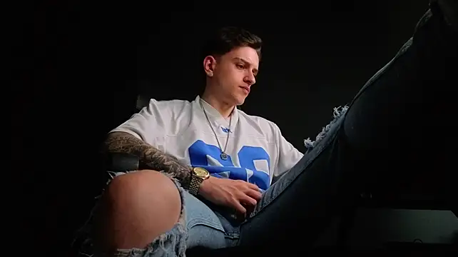 FelixStarkk 라이브 XXX 채팅