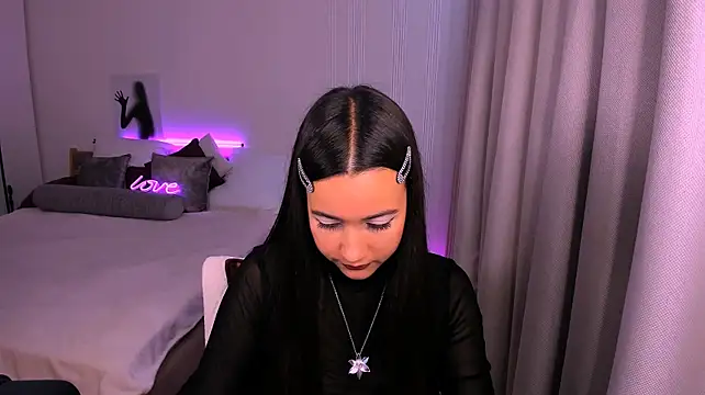 GabrielleEvy Adlı Modelin Canlı XXX Sohbeti