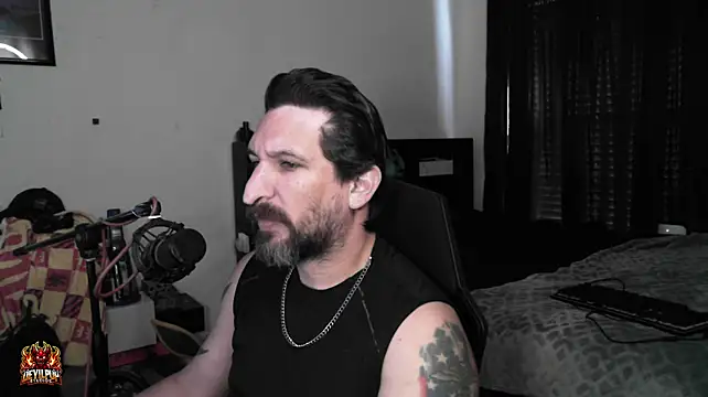 DevilPup75_ – Naživo XXX chat