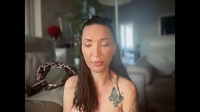 Živý XXX chat KiraRebyt