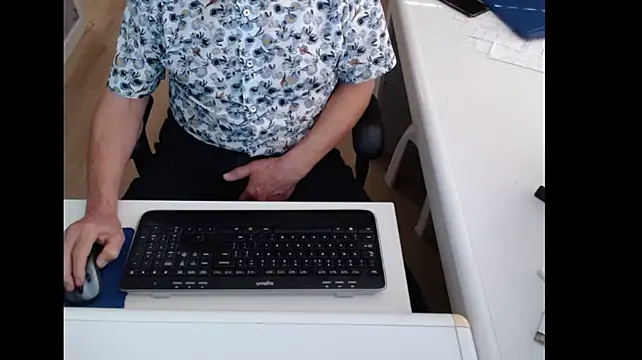 dutchpornking Chat XXX in diretta