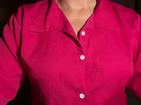 Simran_147 Adlı Modelin Canlı XXX Sohbeti