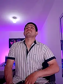 williamsmiiths16 Live XXX-chat