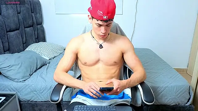 Luke_Muscle 现场XXX聊天