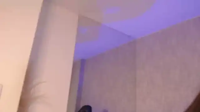 Živý XXX chat Emily_Roussee