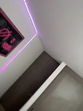 XXX chat uživo modela Luciaparker03