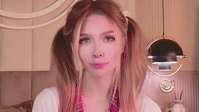 Sierra_Fane – Naživo XXX chat