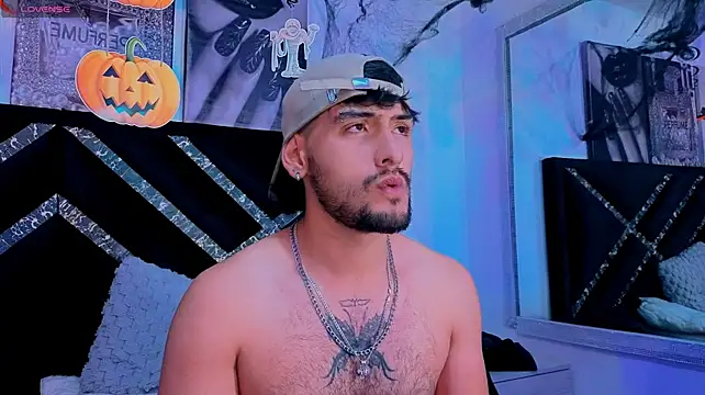 3MPI7ERNOn Live XXX chat
