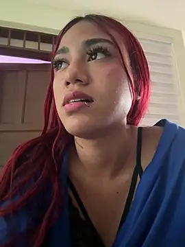 Chat XXX en directo de Bella-Sanders