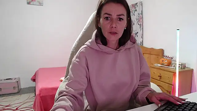 missyalis Adlı Modelin Canlı XXX Sohbeti