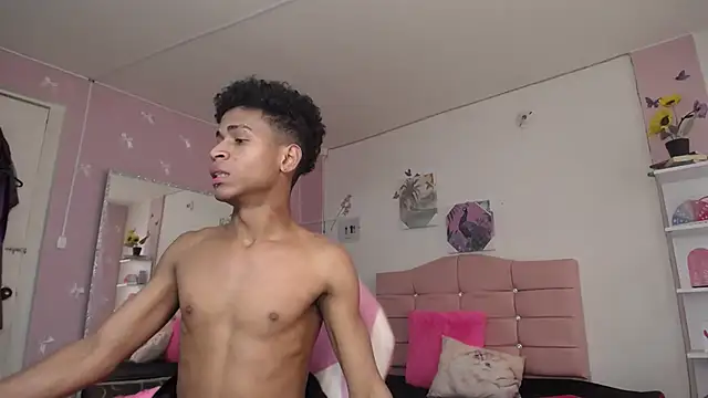 Santy_bigcock_01 – webcam-show