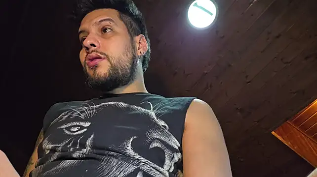 CRATOS69n Live XXX chat
