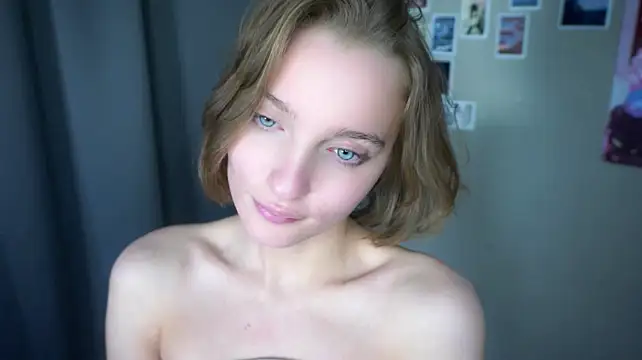 ElvinaBusuttill – Live XXX-chat