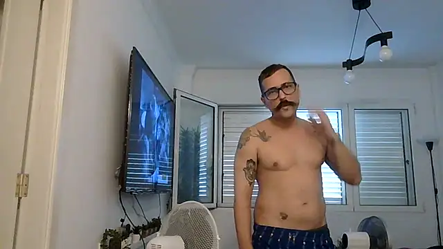 yanick931's Live XXX Chat