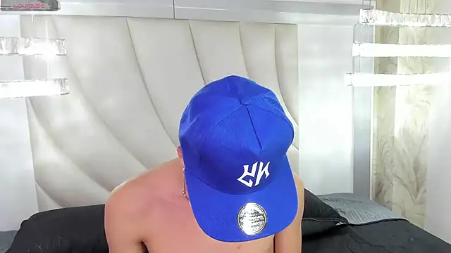 Chat XXX ao vivo de Thom_amees