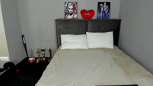 Živý XXX chat MuscleXXXBarbie