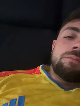 elmalvado20 Show in webcam