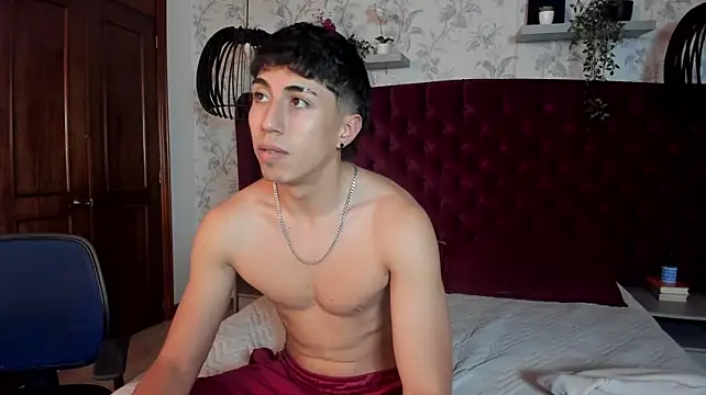 Chat +18 de Gerard_evans_ ao vivo