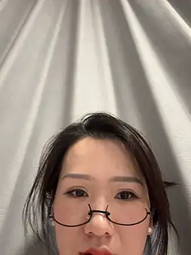 xinxinxinyy1's Live XXX Chat
